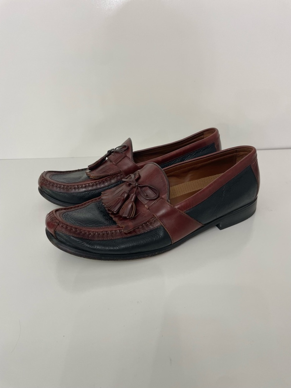 Johnston & Murphy Aragon Kiltie Black & Brown Leather Tassel Loafers, size 14